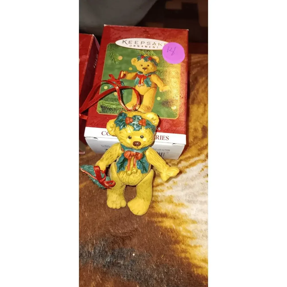 Hallmark Keepsake Lot Of 6 Christmas Ornaments ( All in Original Boxes ) Nice